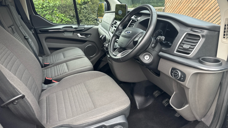 Ford Tourneo Custom Transit Custom Tourneo L2 Diesel Fwd 2.0 EcoBlue Hybrid 130ps L/R 8 Seater Titanium